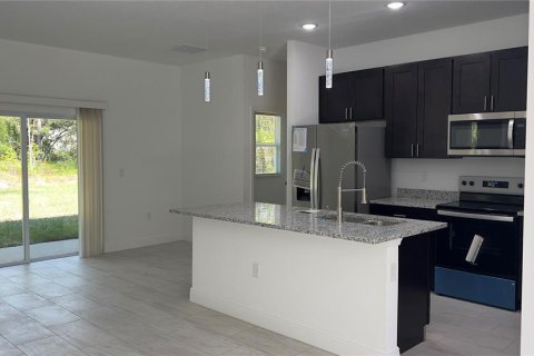 Casa en alquiler en Ocala, Florida, 4 dormitorios, 162.58 m2 № 1722088 - foto 12
