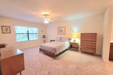 House in St. Lucie, Florida 2 bedrooms, 137.68 sq.m. № 2245570 - photo 15