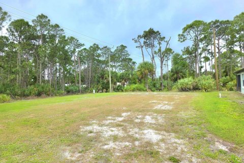 House in St. Lucie, Florida 2 bedrooms, 137.68 sq.m. № 2245570 - photo 27