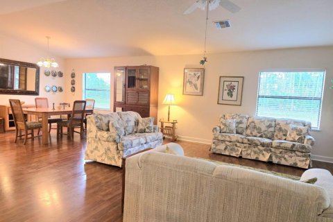 House in St. Lucie, Florida 2 bedrooms, 137.68 sq.m. № 2245570 - photo 26