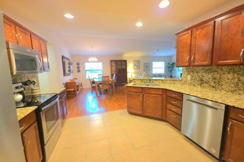 House in St. Lucie, Florida 2 bedrooms, 137.68 sq.m. № 2245570 - photo 6