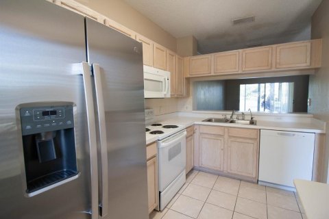 Touwnhouse à louer à Bradenton, Floride: 2 chambres, 100.33 m2 № 2421876 - photo 2