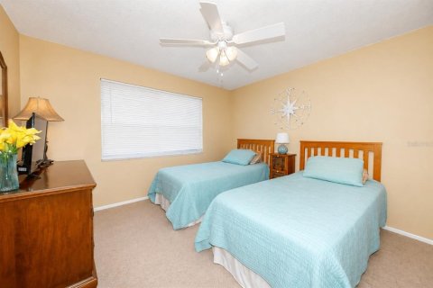 Condo in Punta Gorda, Florida, 2 bedrooms № 2232267 - photo 14