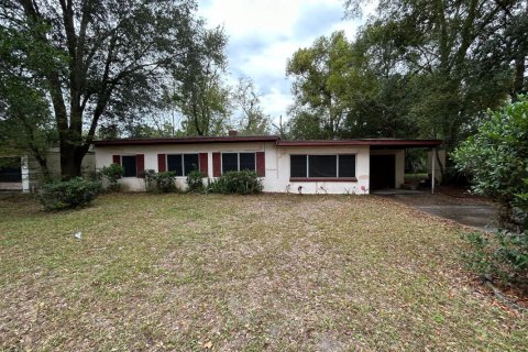 House in Jacksonville, Florida 3 bedrooms, 107.02 sq.m. № 882136 - photo 1