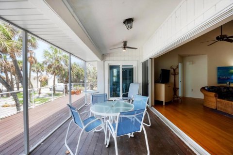 House in Englewood, Florida 3 bedrooms, 193.05 sq.m. № 1775395 - photo 16