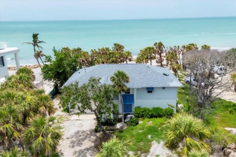House in Englewood, Florida 3 bedrooms, 193.05 sq.m. № 1775395 - photo 1