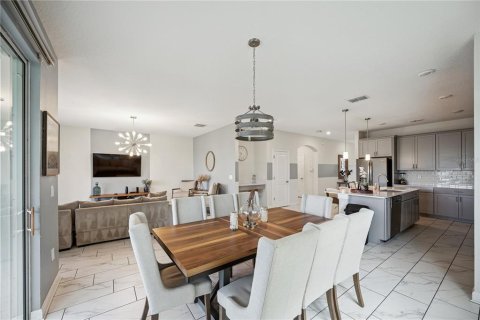 Villa ou maison à vendre à Davenport, Floride: 6 chambres, 305.74 m2 № 1866868 - photo 8