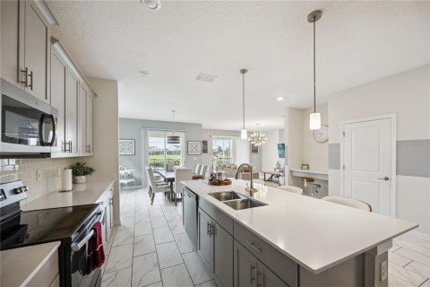 Villa ou maison à vendre à Davenport, Floride: 6 chambres, 305.74 m2 № 1866868 - photo 7