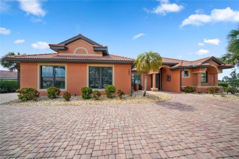 Casa en venta en Punta Gorda, Florida, 4 dormitorios, 225.38 m2 № 2150934 - foto 4