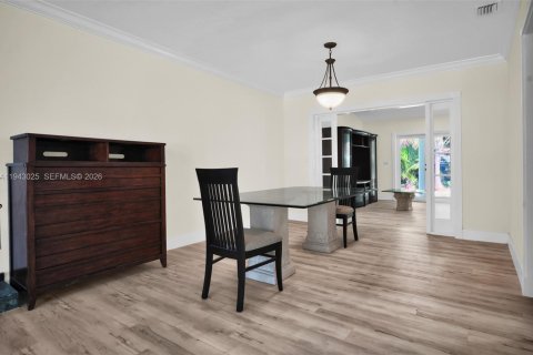 Casa en venta en Palmetto Bay, Florida, 5 dormitorios, 210.52 m2 № 2002225 - foto 15