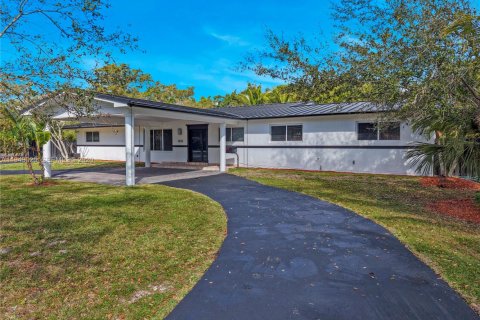 Casa en Palmetto Bay, Florida 5 dormitorios, 210.52 m2 № 2002225