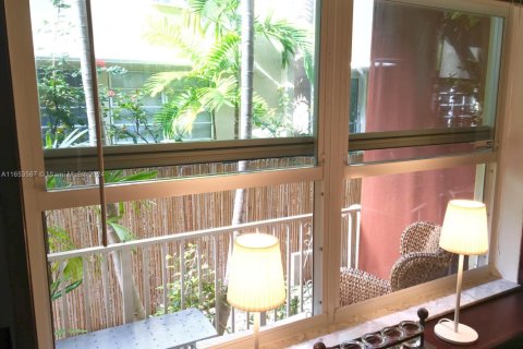 Condo in Miami Beach, Florida № 1958391 - photo 3