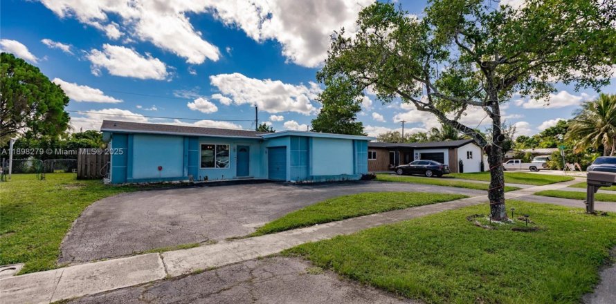 Villa ou maison à Sunrise, Floride 2 chambres, 116.78 m2 № 1951128