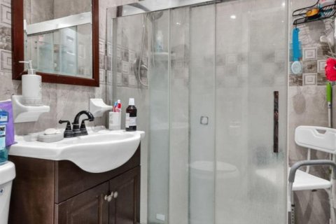 Villa ou maison à vendre à North Miami, Floride: 3 chambres, 211.45 m2 № 2431342 - photo 20