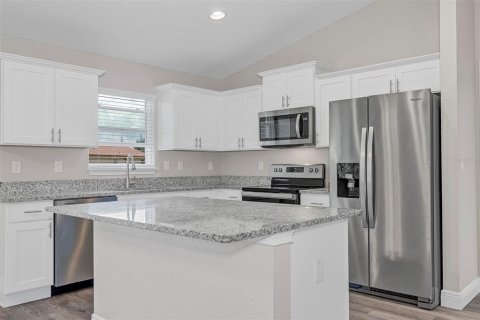 House in Ocala, Florida 3 bedrooms, 134.99 sq.m. № 2095157 - photo 19