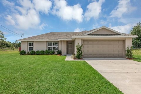 House in Ocala, Florida 3 bedrooms, 134.99 sq.m. № 2095157
