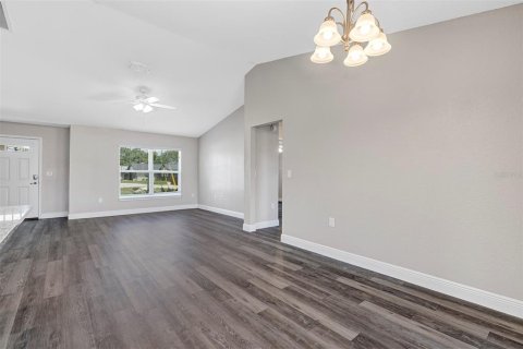 House in Ocala, Florida 3 bedrooms, 134.99 sq.m. № 2095157 - photo 15