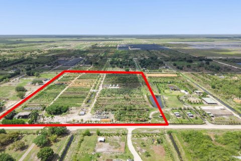Commercial property in Loxahatchee Groves, Florida № 2249194 - photo 30