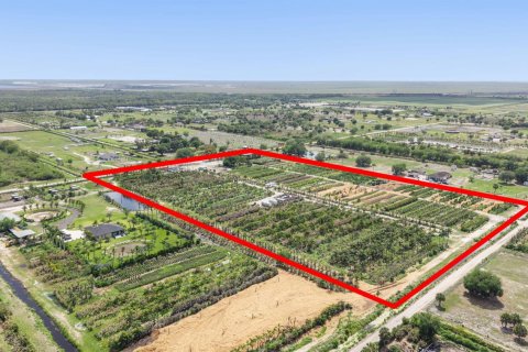 Commercial property in Loxahatchee Groves, Florida № 2249194 - photo 25