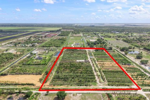 Commercial property in Loxahatchee Groves, Florida № 2249194 - photo 7