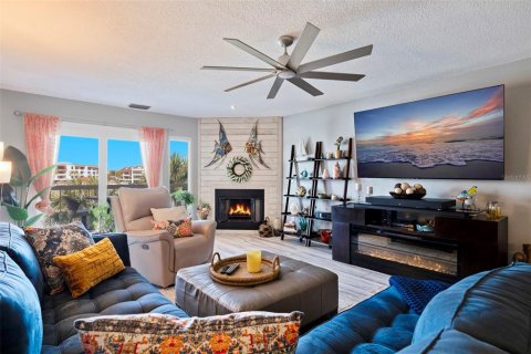 Adosado en venta en Tierra Verde, Florida, 3 dormitorios, 197.6 m2 № 2111091 - foto 6