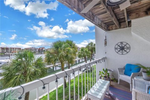 Adosado en venta en Tierra Verde, Florida, 3 dormitorios, 197.6 m2 № 2111091 - foto 11