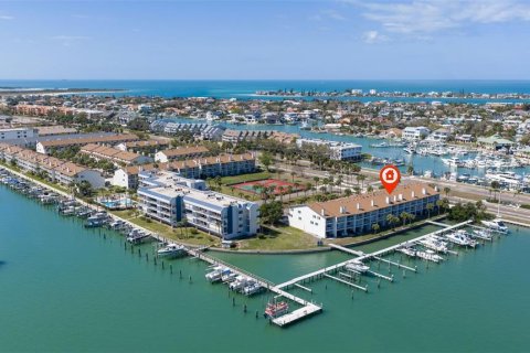 Adosado en venta en Tierra Verde, Florida, 3 dormitorios, 197.6 m2 № 2111091 - foto 26