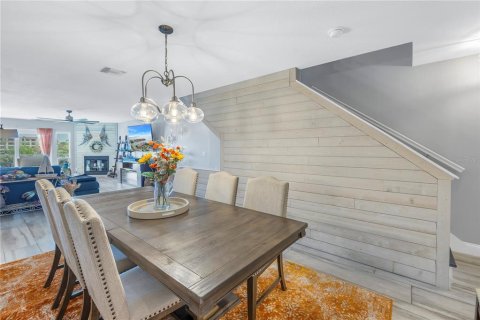 Adosado en venta en Tierra Verde, Florida, 3 dormitorios, 197.6 m2 № 2111091 - foto 15