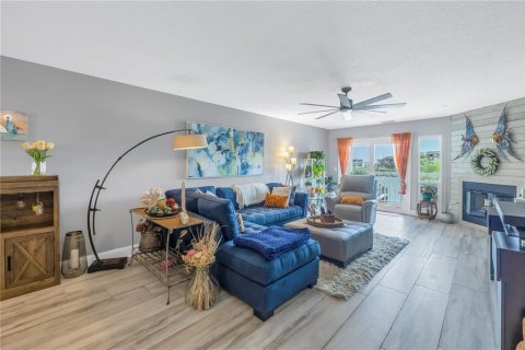 Adosado en venta en Tierra Verde, Florida, 3 dormitorios, 197.6 m2 № 2111091 - foto 7