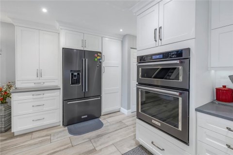 Adosado en venta en Tierra Verde, Florida, 3 dormitorios, 197.6 m2 № 2111091 - foto 3