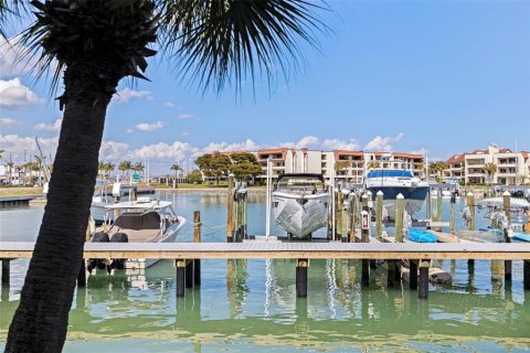 Adosado en venta en Tierra Verde, Florida, 3 dormitorios, 197.6 m2 № 2111091 - foto 23