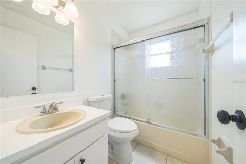 Villa ou maison à vendre à Palm Bay, Floride: 3 chambres, 101.45 m2 № 1658770 - photo 23