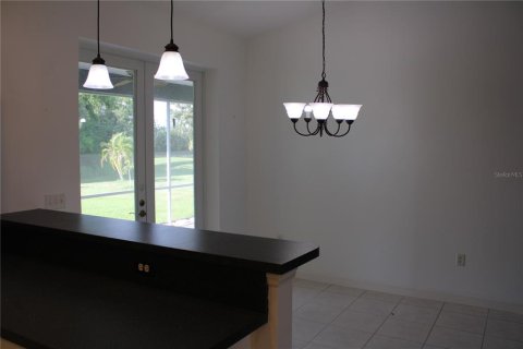 Villa ou maison à louer à Parrish, Floride: 3 chambres, 148.83 m2 № 1720912 - photo 5