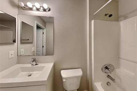 Снять в аренду виллу или дом в Спринг-Хилл, Флорида 1 комната, 189.89м2, № 1912419 - фото 16