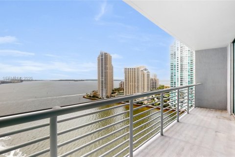 Condo in Miami, Florida, 3 bedrooms  № 2004124 - photo 23