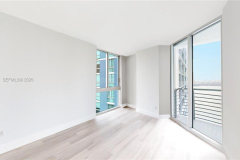 Condo in Miami, Florida, 3 bedrooms  № 2004124 - photo 10