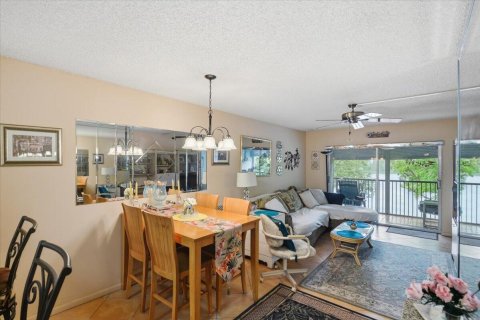 Copropriété à vendre à Pompano Beach, Floride: 2 chambres, 76.64 m2 № 2146002 - photo 10