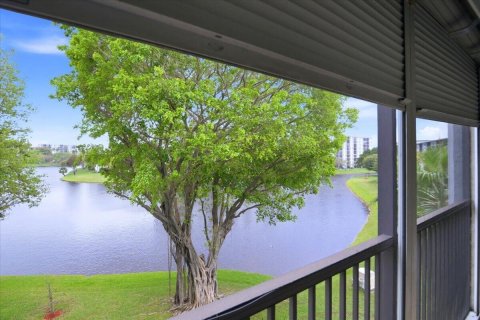 Copropriété à vendre à Pompano Beach, Floride: 2 chambres, 76.64 m2 № 2146002 - photo 24