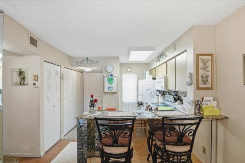 Copropriété à vendre à Pompano Beach, Floride: 2 chambres, 76.64 m2 № 2146002 - photo 19
