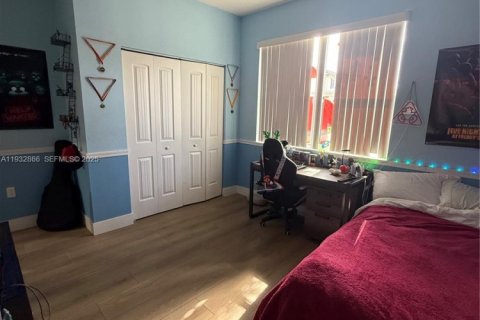 Casa en venta en Homestead, Florida, 4 dormitorios, 174.38 m2 № 1992004 - foto 9