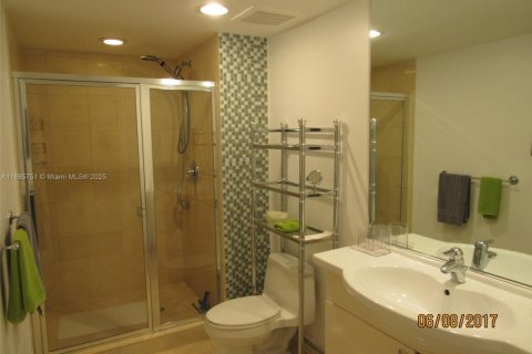 Condominio en alquiler en Hallandale Beach, Florida, 1 dormitorio, 78.41 m2 № 2085635 - foto 10