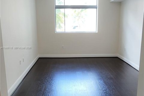 Copropriété à louer à Hollywood, Floride: 2 chambres, 112.41 m2 № 2084843 - photo 20