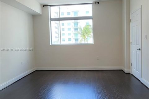 Copropriété à louer à Hollywood, Floride: 2 chambres, 112.41 m2 № 2084843 - photo 12
