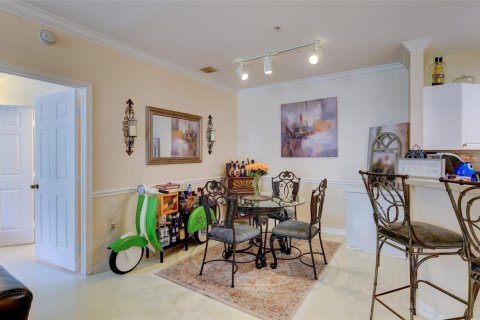 Condo in Miramar, Florida, 2 bedrooms № 2399828 - photo 7