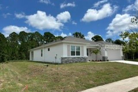 House in Palm Bay, Florida 3 bedrooms, 199.65 sq.m. № 2237303 - photo 2