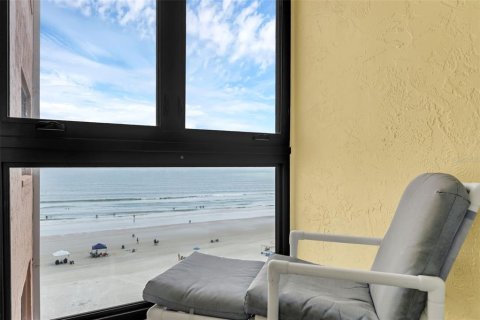 Condo in New Smyrna Beach, Florida, 2 bedrooms  № 1780692 - photo 10