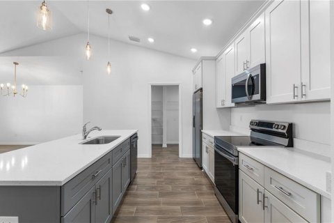Casa en venta en Kissimmee, Florida, 4 dormitorios, 187.01 m2 № 1911629 - foto 6