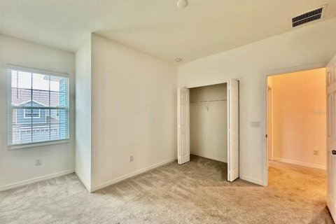 Снять в аренду таунхаус в Уэсли-Чепел, Флорида 3 спальни, 153.29м2, № 1849546 - фото 12