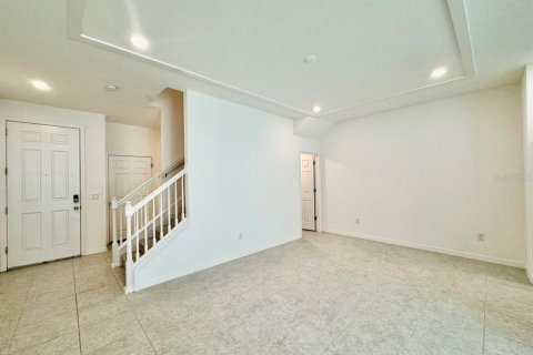 Снять в аренду таунхаус в Уэсли-Чепел, Флорида 3 спальни, 153.29м2, № 1849546 - фото 3