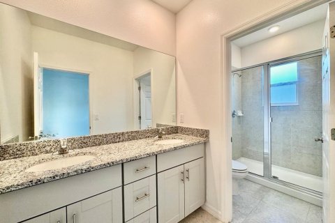 Снять в аренду таунхаус в Уэсли-Чепел, Флорида 3 спальни, 153.29м2, № 1849546 - фото 22